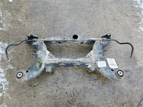 2006 2007 Chrysler 300 Rear Crossmember Sub Frame Cradle AWD OEM used OEM rear subframe and crossmember