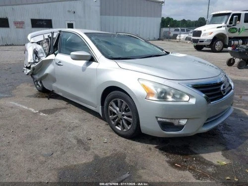 2015 Nissan Altima Passenger Dash Used OEM Airbag - product image 1