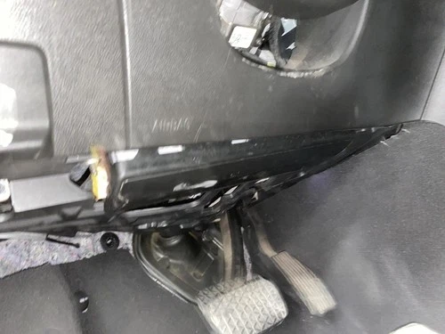 2018 Buick LaCrosse Driver Knee Used OEM Airbag