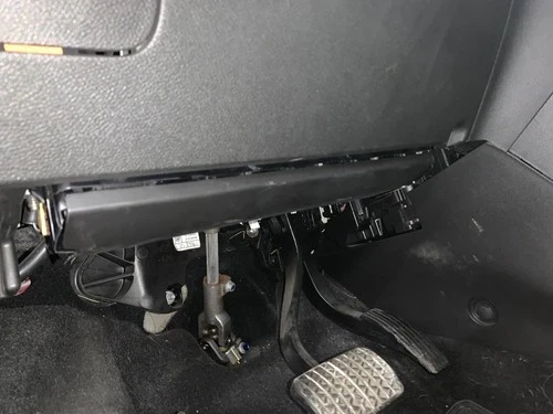 2018 Chevrolet Trax Driver Knee Used OEM Airbag
