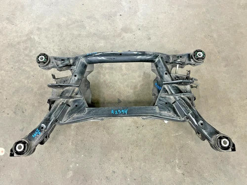 ⭐2018-2020 JAGUAR E-PACE S AWD REAR SUBFRAME CROSSMEMBER CRADLE OEM LOT2594 used OEM rear subframe and crossmember