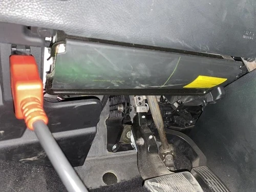 2016 Jeep Cherokee Driver Knee Used OEM Airbag