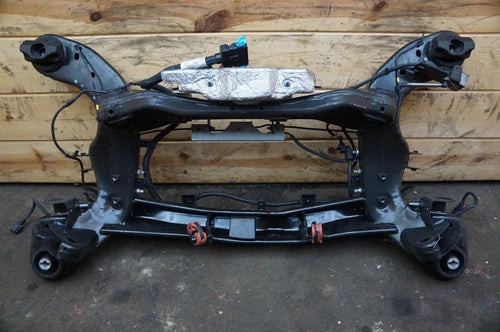 Rear Subframe Crossmember 670102923 Maserati Ghibli Quattroporte M157 14-17 Used OEM Rear Subframe Crossmember used OEM rear