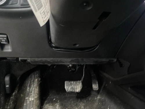 2014 Lincoln MKZ Driver Knee Used OEM Airbag