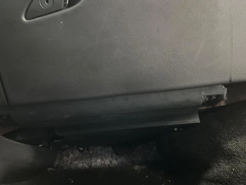2014 Lincoln MKZ Passenger Knee Used OEM Airbag
