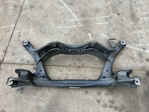 2018-2022 Volkswagen Atlas OEM Rear Suspension Subframe Crossmember used OEM rear subframe and crossmember