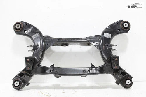 2017-2023 CHRYSLER 300 3.6L RWD REAR SUBFRAME CROSSMEMBER CRADLE OEM used OEM rear subframe and crossmember
