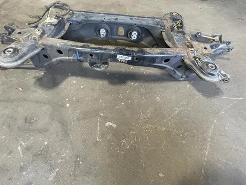 2006 HONDA PILOT EX-L REAR 4WD CROSSMEMBER SUBFRAME ENGINE CRADLE OEM used OEM rear subframe and crossmember
