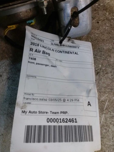 2018 Lincoln Continental Used OEM Airbag