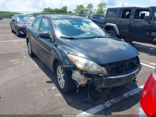 2013 Mazda 3 Driver Steering Wheel Used OEM Airbag