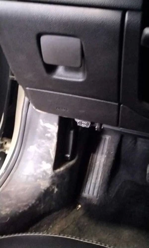 2013-2017 Cadillac XTS Driver Knee Used OEM Airbag