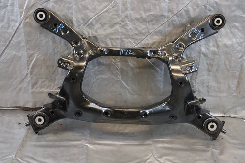 2015 NISSAN 370Z NISMO EDITION VQ37 OEM REAR SUBFRAME CROSSMEMBER #7172 used OEM rear subframe and crossmember