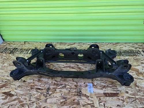 KIA TELLURIDE SX 20-24 REAR SUBFRAME CARDLE CROSSMEMBER FWD 3.8L OEM used OEM rear subframe and crossmember