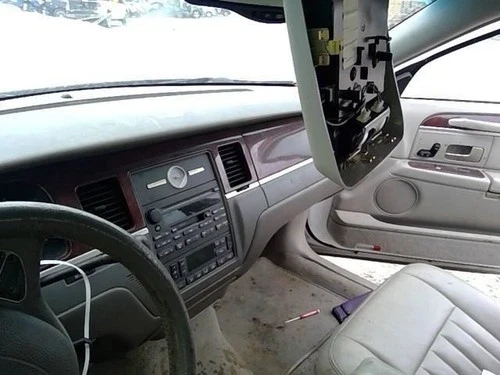 2003-2004 Lincoln Town Car Passenger Dash Used OEM Airbag