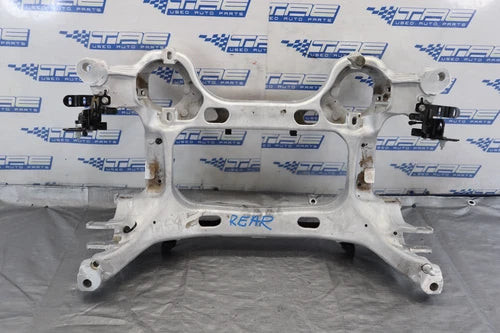 2017 CHEVY CORVETTE C7 1LT 6.2L OEM REAR SUBFRAME CRADLE CROSSMEMBER ASSY #1483 used OEM rear subframe and crossmember