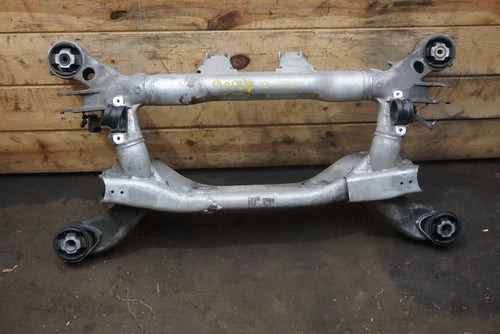 Rear Suspension Subframe Axle Carrier OEM 33316770752 Rolls Royce Phantom 03-17 used OEM rear subframe and crossmember