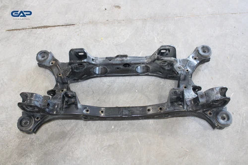 2019 - 2020 HYUNDAI SANTA FE FWD REAR SUBFRAME CROSSMEMBER ENGINE CRADLE OEM used OEM rear subframe and crossmember