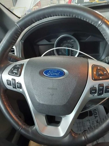 2013-2015 Ford Explorer Driver Steering Wheel Used OEM Airbag