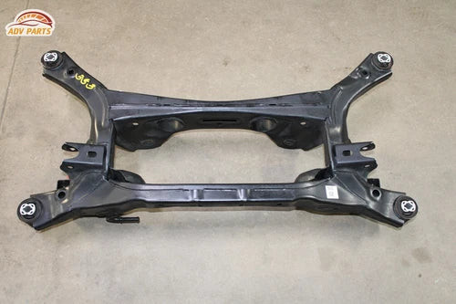 2022 - 2024 HYUNDAI TUCSON FWD REAR SUBFRAME CROSSMEMBER CROSS MEMBER OEM used OEM rear subframe and crossmember