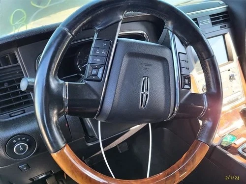 2015-2017 Lincoln Navigator Driver Steering Wheel Used OEM Airbag