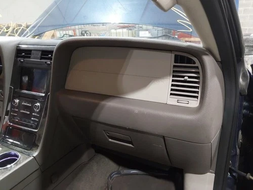 2015-2017 Lincoln Navigator Passenger Dash Used OEM Airbag