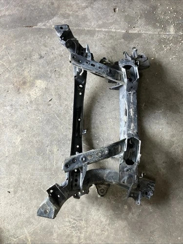 06-15 MAZDA MX-5 MIATA REAR CROSSMEMBER SUBFRAME NE51-28-800B OEM used OEM rear subframe and crossmember