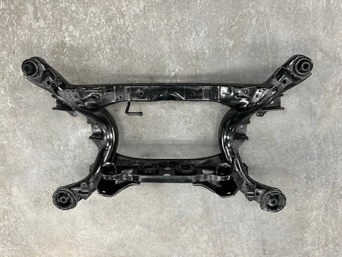 01-05 LEXUS IS300 REAR SUSPENSION CRADLE CROSSMEMBER SUBFRAME 51206-53020 OEM used OEM rear subframe and crossmember