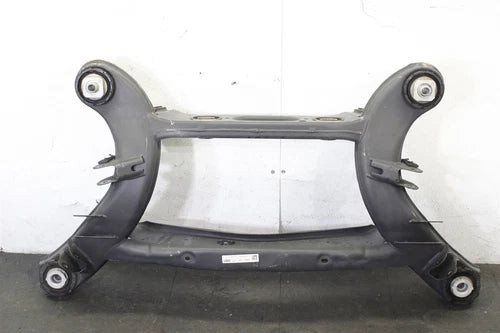2017 Mercedes-Benz AMG GLC43 GLC300 AWD Rear Subframe Carrier OEM 17-22 used OEM rear subframe and crossmember