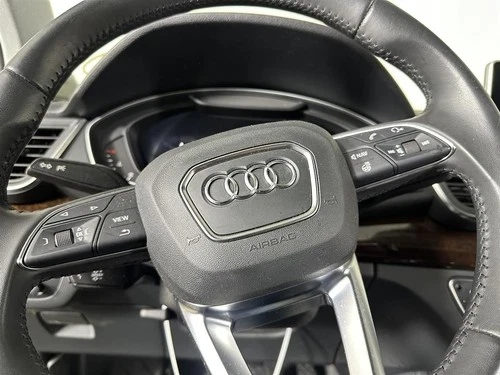 2018-2020 Audi Q5 Driver Steering Wheel Used OEM Airbag