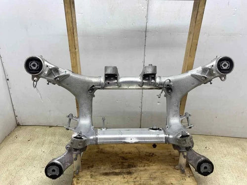 2019 - 2020 BMW M850I G15 OEM 4.4L AWD REAR CROSS MEMBER SUBFRAME 33316873232 used OEM rear subframe and crossmember