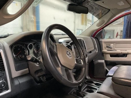 2011 Dodge 2500 Pickup Driver Steering Wheel Used OEM Airbag