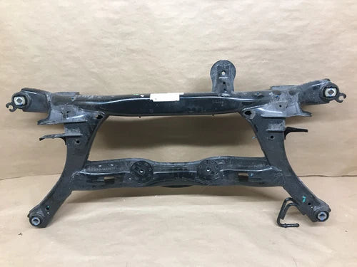 ? 18-22 Volkswagen Atlas AWD Rear Suspension Crossmember Subframe Cradle OEM used OEM rear subframe and crossmember