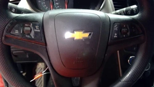 2020 Chevrolet Trax Driver Steering Wheel Option AYF Used OEM Airbag