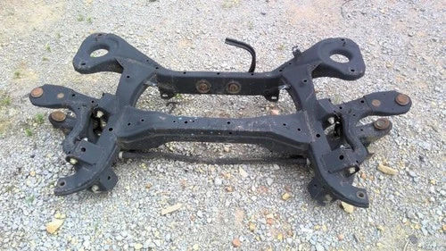 2005-2015 Nissan Armada Rear Crossmember Subframe Cradle Assembly Oem used OEM rear subframe and crossmember