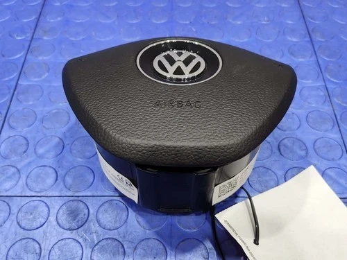 2018-2019 Volkswagen Passat Driver Steering Wheel Black OEM Part 561880201R81U Used OEM Airbag