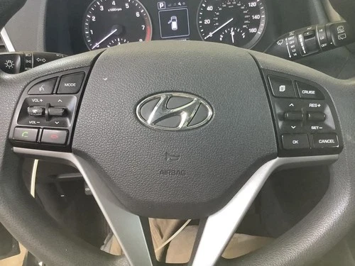 2017 Hyundai Tucson Driver Steering Wheel Gasoline Used OEM Airbag