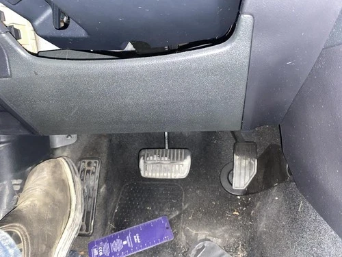2017 Subaru Impreza 2.0L Driver Knee Used OEM Airbag