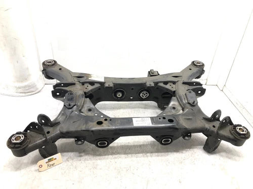 2018-2021 KIA STINGER GT1 RWD REAR SUSPENSION CROSSMEMBER SUBFRAME CRADLE OEM used OEM rear subframe and crossmember