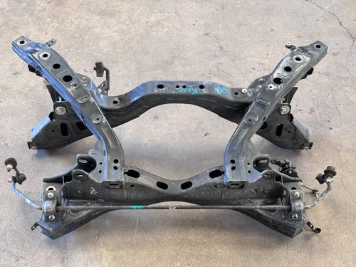 2016-2023 MAZDA MX-5 MIATA REAR SUSPENSION SUBFRAME CRADLE OEM LOT678 used OEM rear subframe and crossmember