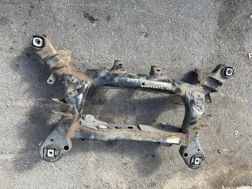 2011 BMW 328I XDRIVE REAR SUSPENSION CROSSMEMBER SUB FRAME K- FRAME OEM used OEM rear subframe and crossmember