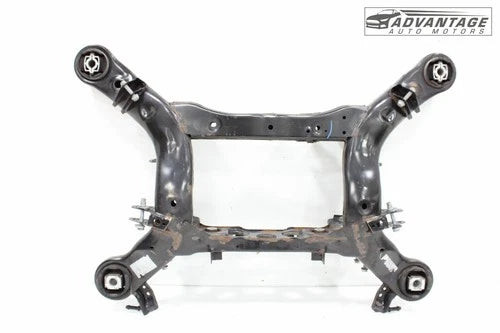 2016-2021 JEEP GRAND CHEROKEE REAR SUSPENSION CROSSMEMBER SUBFRAME CRADLE OEM used OEM rear subframe and crossmember