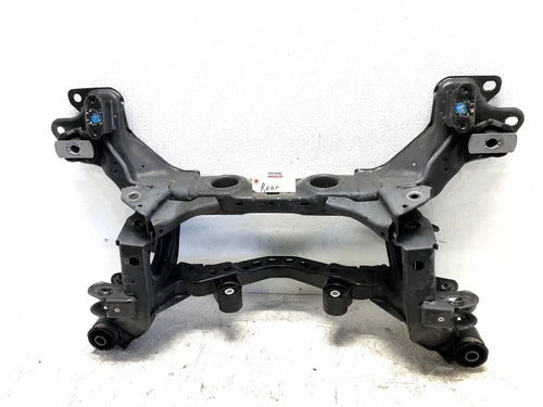 2019-2023 LINCOLN NAUTILUS AWD REAR SUBFRAME SUSPENSION CROSSMEMBER OEM used OEM rear subframe and crossmember