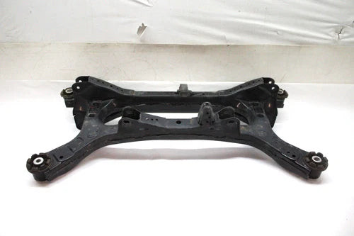 2019 TOYOTA CAMRY REAR SUSPENSION SUBFRAME CROSSMEMBER CRADLE OEM 2018-2025 used OEM rear subframe and crossmember