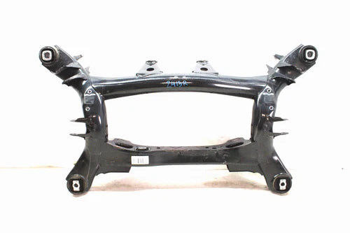 2018 BMW 430i 2.0L GRAN COUPE REAR SUBFRAME CARRIER OEM 16 17 18 19 20 used OEM rear subframe and crossmember
