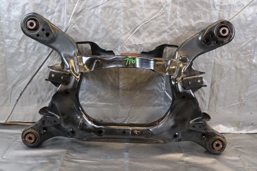 2017 INFINITI Q60 COUPE RED SPORT 400 OEM REAR SUBFRAME CROSSMEMBER #7169 used OEM rear subframe and crossmember