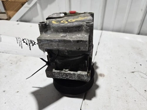 1997-2003 Ford F-250/F-450 7.3L Diesel Used OEM AC Compressor