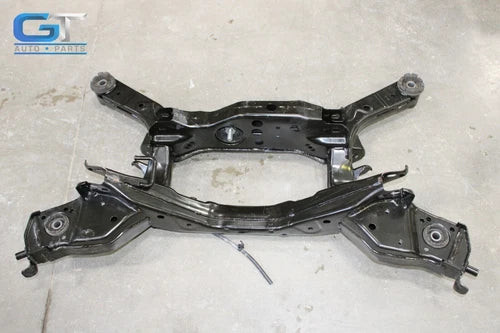 2022-2023 MITSUBISHI OUTLANDER AWD REAR SUBFRAME CROSSMEMBER CROSS MEMBER OEM used OEM rear subframe and crossmember