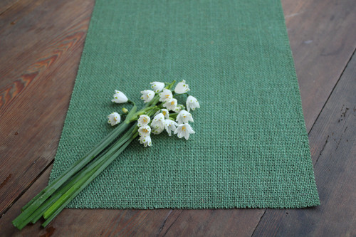 LEAF GREEN Burlap Table Runner