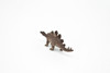 Stegosaurus Dinosaur, Very Nice Plastic Replica    3"     ~    F1865-B4