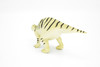 Iguanodon Dinosaur, Very Nice Plastic Replica    7"     F3049-B2